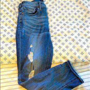 Size 6 boyfriend fit jeans from express